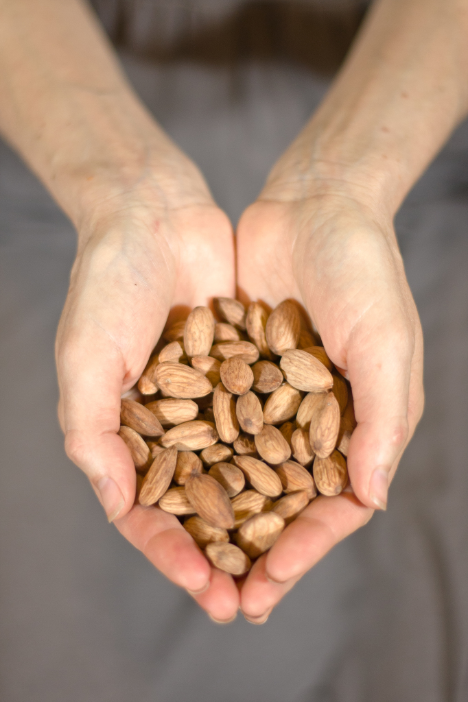 HOW TO SPROUT NUTS AND SEEDS ("Crispy Nuts") Eat Beautiful
