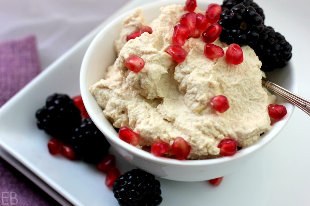 *Instant Pot* CASHEW YOGURT {Paleo, GAPS, Vegan, just 3 ingredients