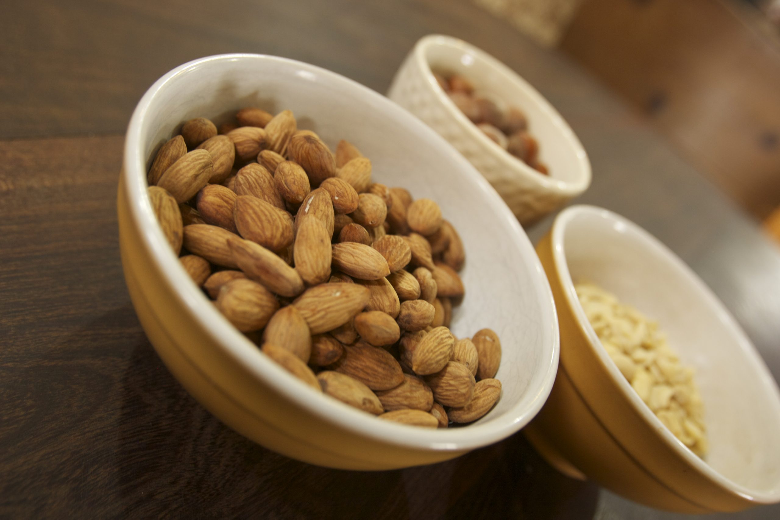 HOW AND WHY TO SOAK NUTS AND SEEDS (+"Crispy Nuts") Eat Beautiful