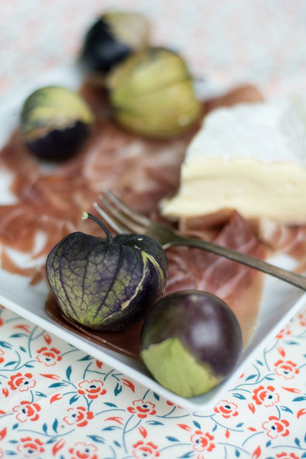 RAW PURPLE TOMATILLO SALSA a late summer harvest and education about tomatillos Eat Beautiful