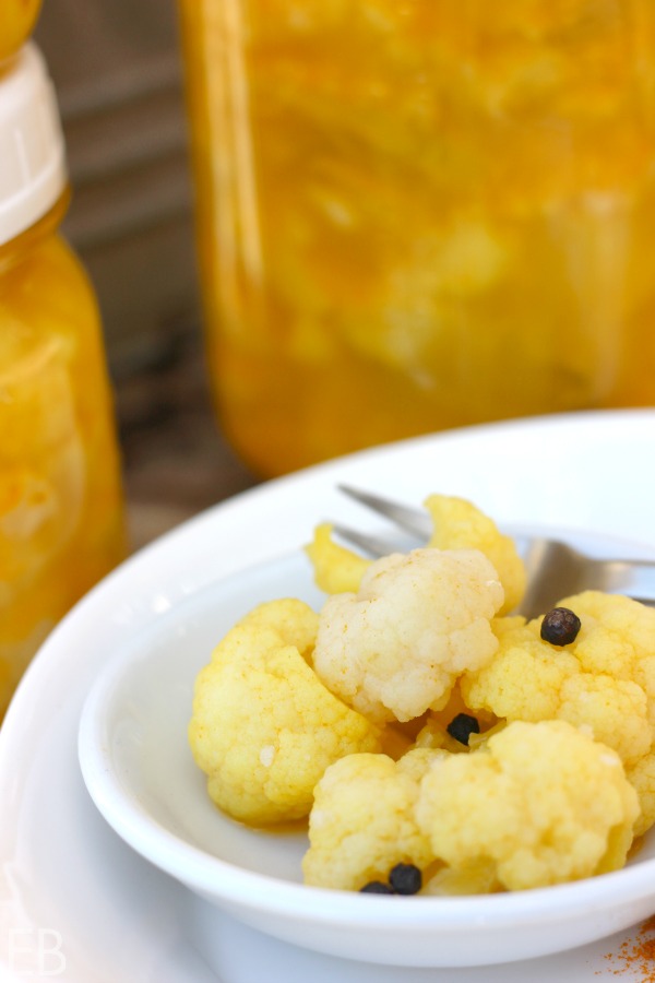 Cauliflower Pickles with Turmeric and Black Pepper {Fermented Cauliflower, Anti-Inflammatory, dairy-free (no whey used)} #fermentedcauliflower #cauliflowerpickles #turmericpickles #turmericferment #fermentedturmeric #curriedcauliflower