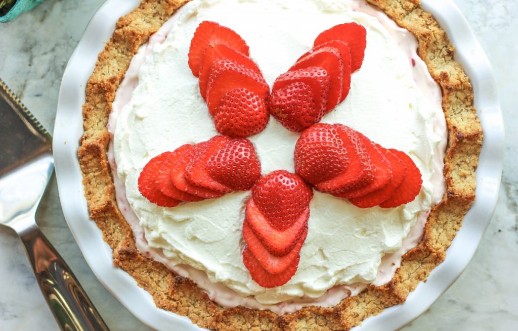 Strawberry Cream Pie with Shortbread Crust (Keto or Primal, Glutenfree