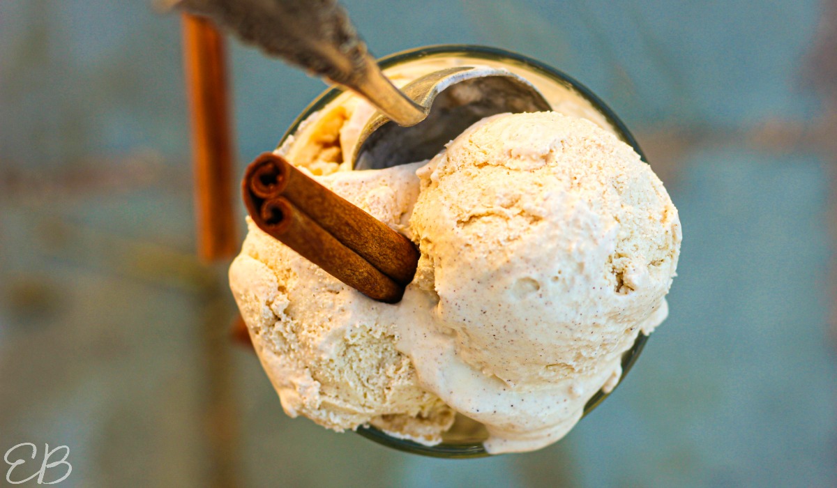 https://eatbeautiful.net/wp-content/uploads/2020/08/cinnamon-ice-cream-FB.jpg