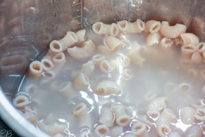 cooked macaroni undrained in Instant Pot