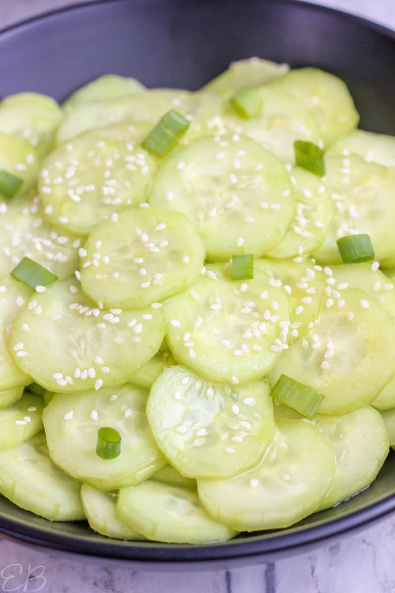japanese cucumber salad served in black dish